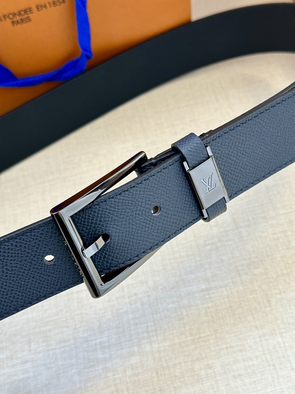 激安ルイヴィトンベルト背面デザイン